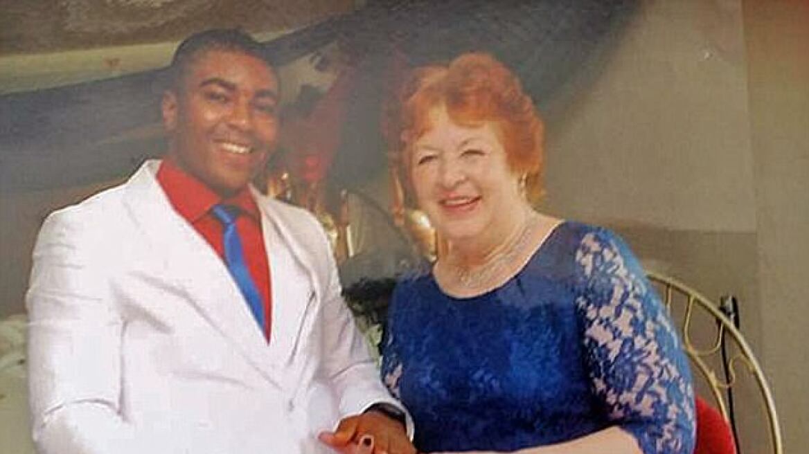 Ένας διαφορετικός έρωτας: 72χρονη Βρετανή παντρεύτηκε 27χρονο Νιγηριανό που γνώρισε στο Facebook