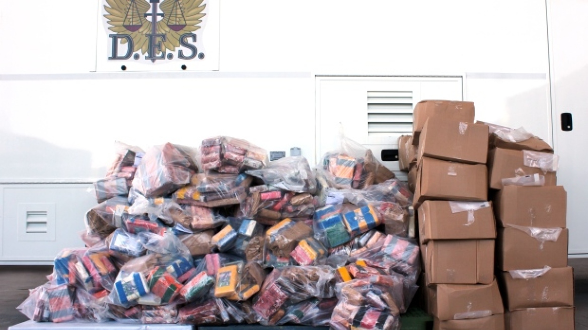 Κατάσχεση «μαμούθ» στον Καναδά: Πάνω από χίλια κιλά κοκαΐνης βρέθηκαν μέσα σε τσιμεντόλιθους!