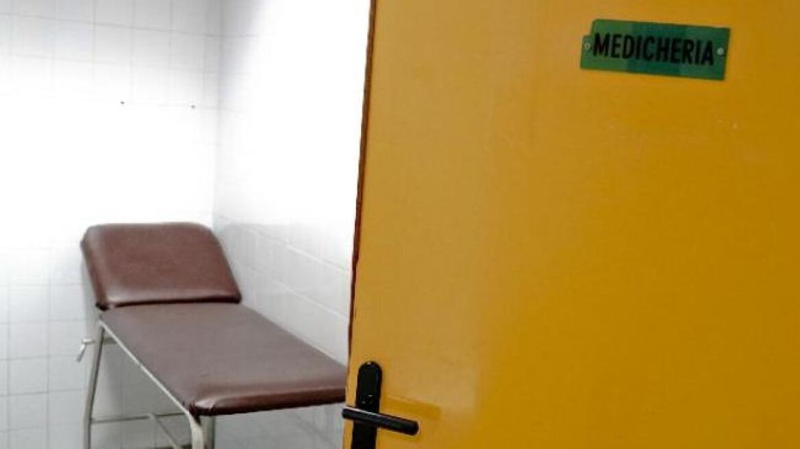 Σάλος στην Ιταλία: Φύλαγαν πτώμα ασθενούς μέσα στην... τουαλέτα
