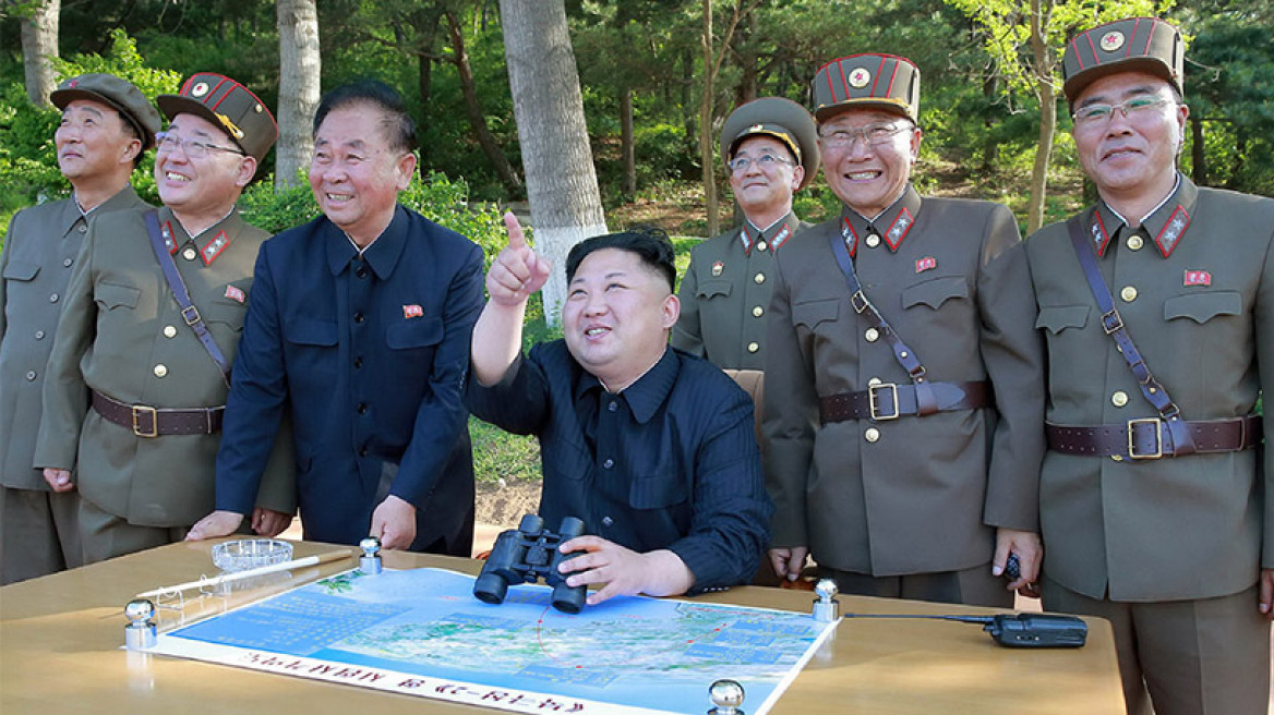 Η Βόρεια Κορέα απειλεί: Ο πύραυλος πάνω από Ιαπωνία προοίμιο για Γκουάμ 