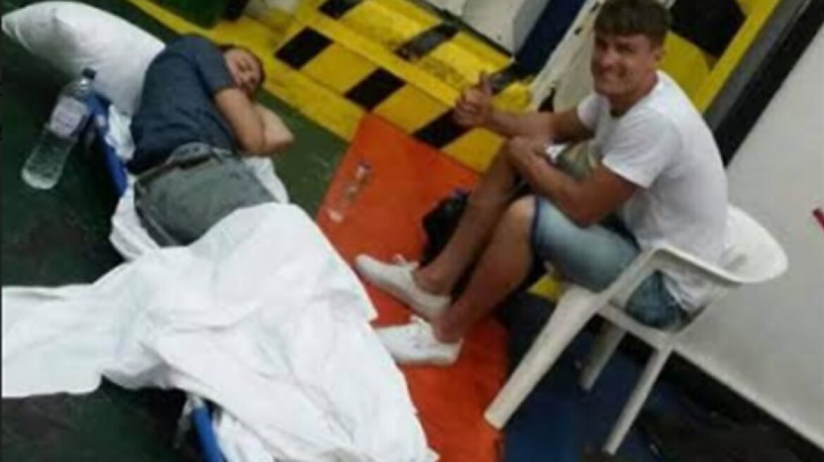 Ο Άγγλος ασθενής καταγγέλλει: Με άφησαν δύο ώρες δίπλα στις βαλίτσες σε αφόρητη ζέστη