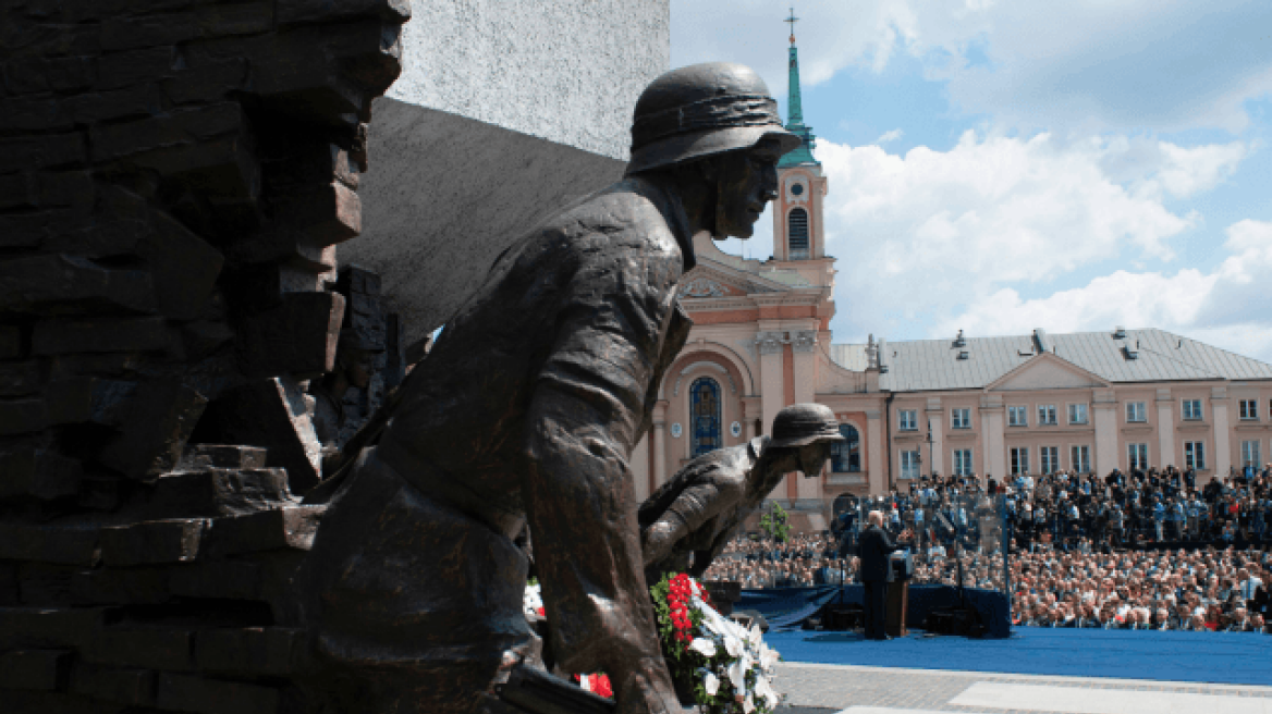 Η Πολωνία αξιώνει ένα τρισ. δολάρια αποζημίωση από τη Γερμανία για τον Β' Παγκόσμιο