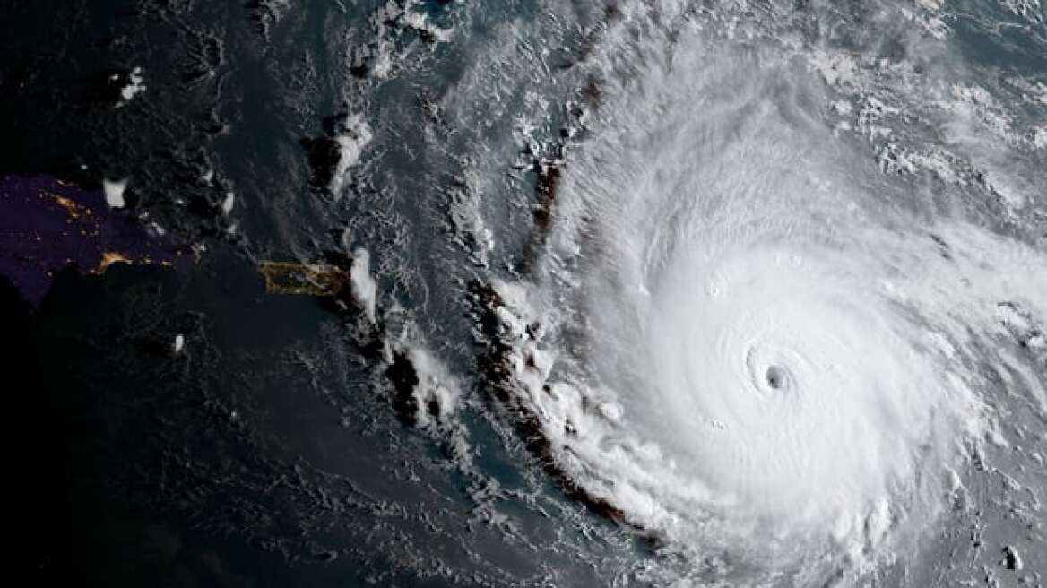 Ίρμα: Στα πρώτα νησιά της Καραϊβικής «προσγειώθηκε» ο τυφώνας χωρίς προηγούμενο στον Ατλαντικό