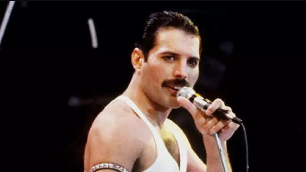 Φωτογραφία: Δείτε την απίστευτη μεταμόρφωση του ηθοποιού που θα υποδυθεί τον Freddie Mercury