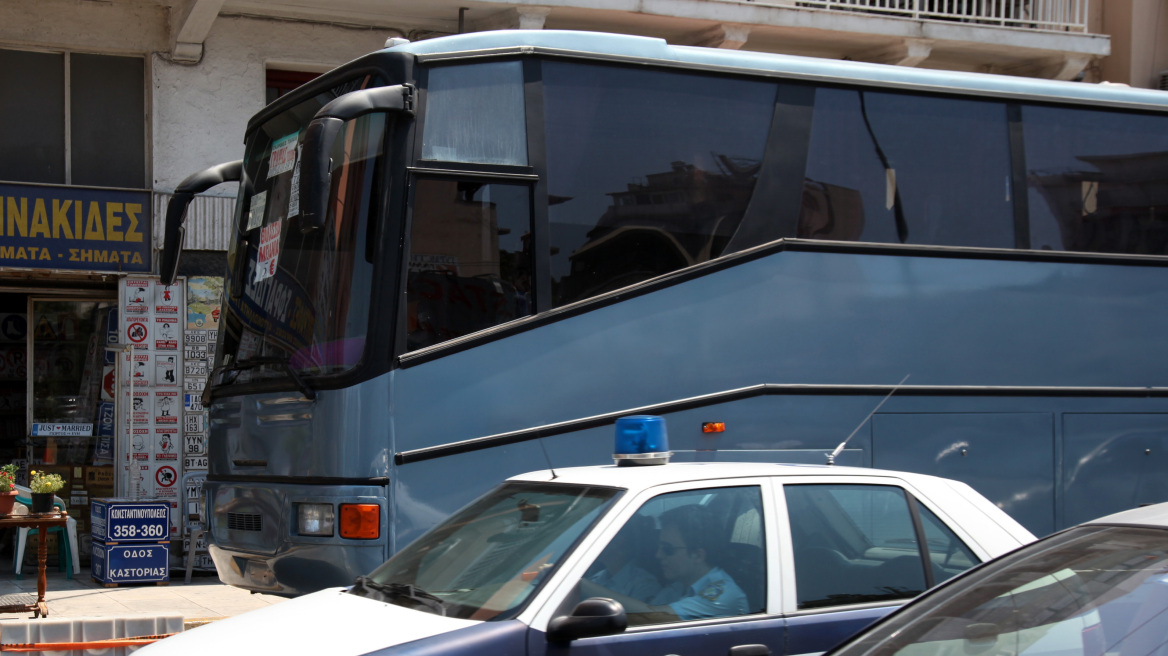 Ρόδος: Ομαδικό ξυλοδαρμό καταγγέλλει οδηγός τουριστικού λεωφορείου