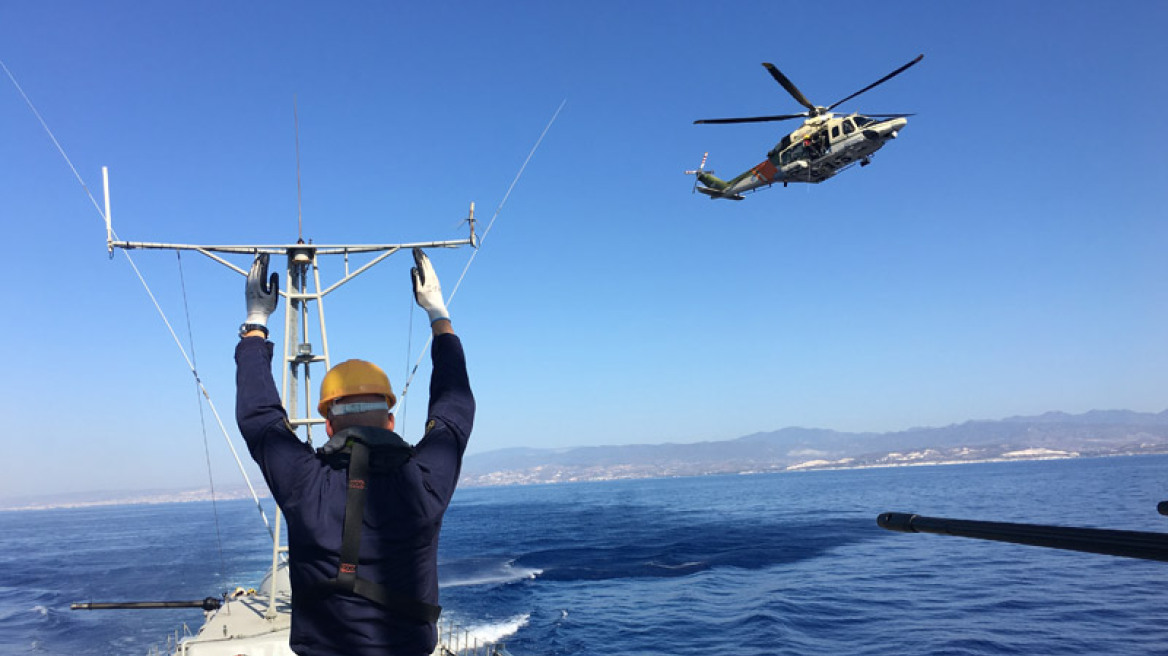 Εντυπωσιακές φωτογραφίες: Κύπρος και Ελλάδα σε κοινή άσκηση διάσωσης στο Αιγαίο