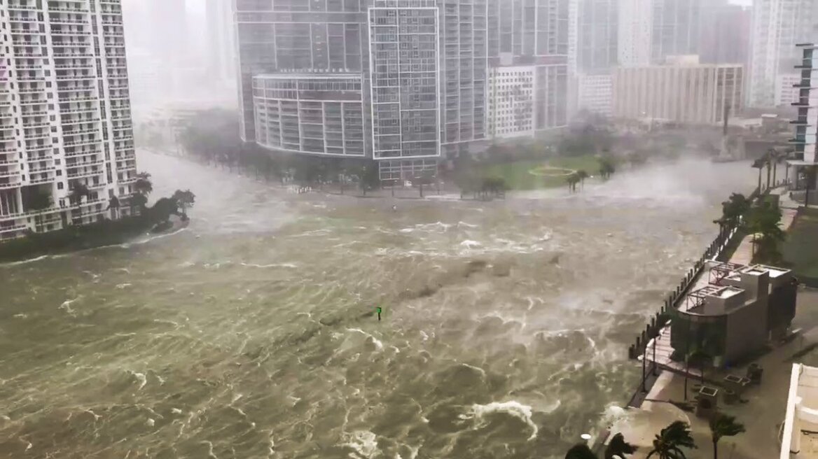 Ο τυφώνας «Ίρμα» σάρωσε Φλόριντα-Νότια Καρολίνα και άφησε πίσω του 46 νεκρούς