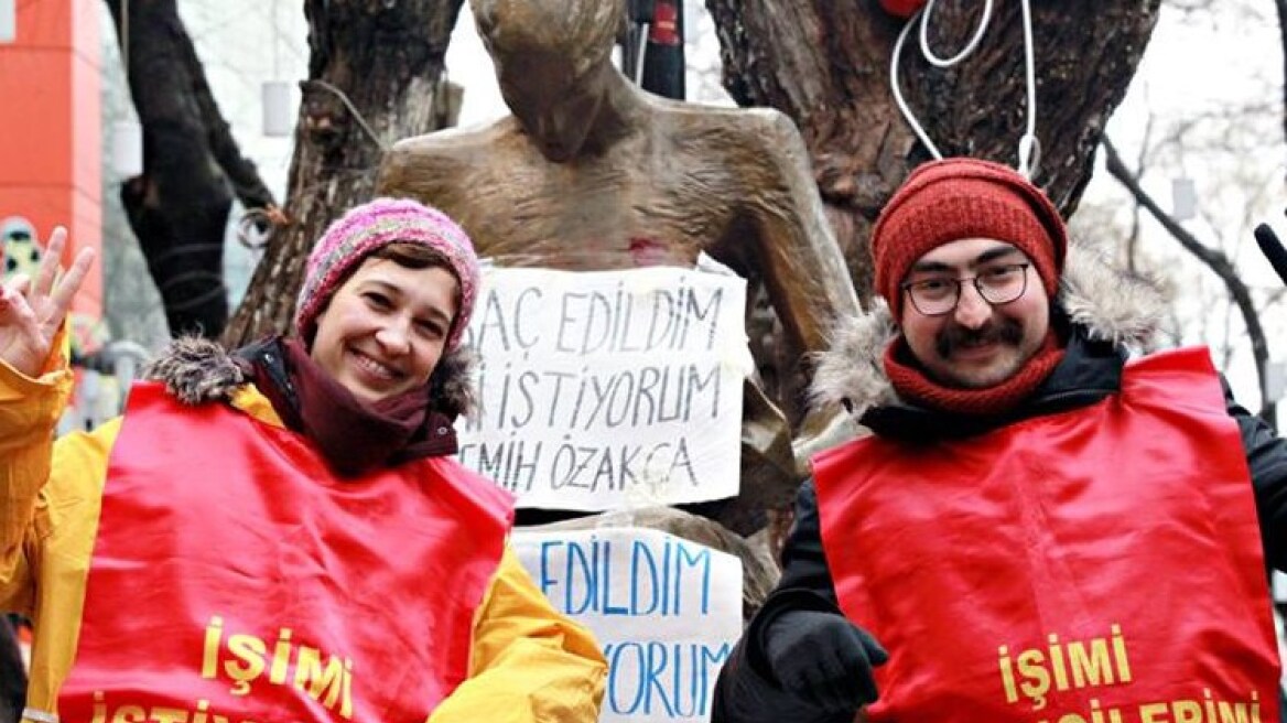 Ο Ερντογάν συνέλαβε τους δικηγόρους των δύο εκπαιδευτικών που κάνουν απεργία πείνας