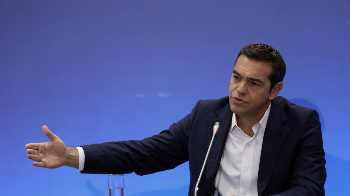 Reuters: Δεν υπάρχει έξοδος από τη φυλακή των πιστωτών για την Ελλάδα όπως υπόσχεται ο Τσίπρας
