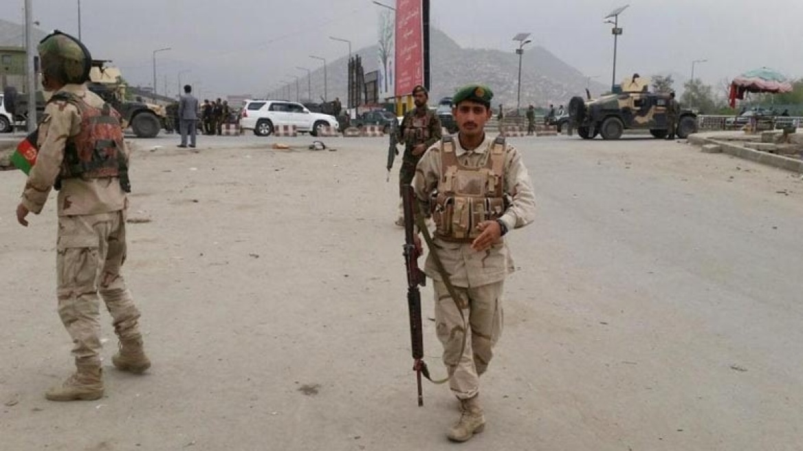 Αφγανιστάν: Τουλάχιστον τρεις νεκροί από βομβιστή αυτοκτονίας στην Καμπούλ