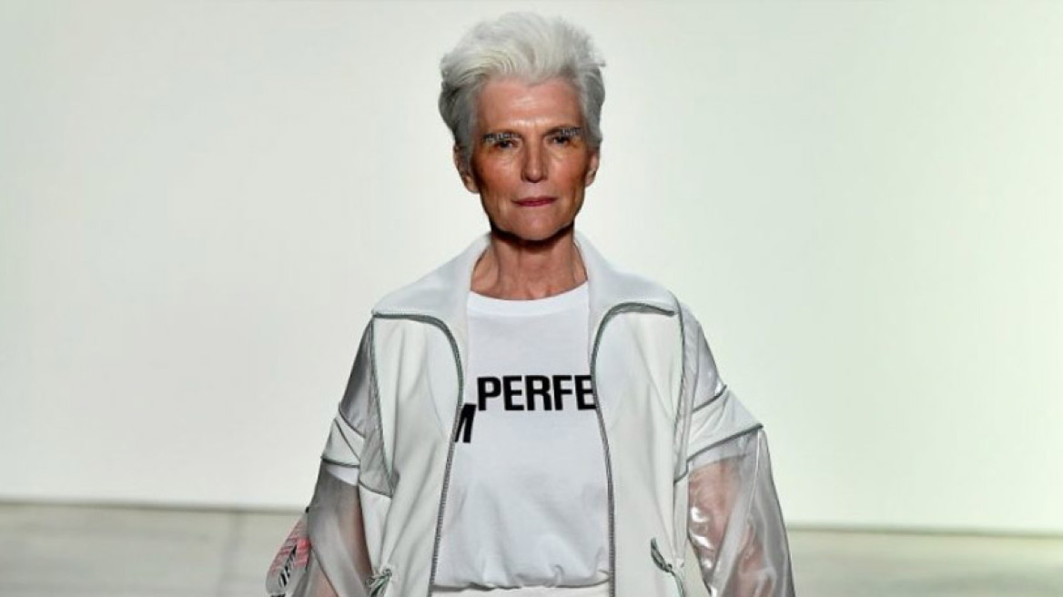 To 69χρονο μοντέλο που γοήτευσε στην Εβδομάδα Μόδας της Νέας Υόρκης