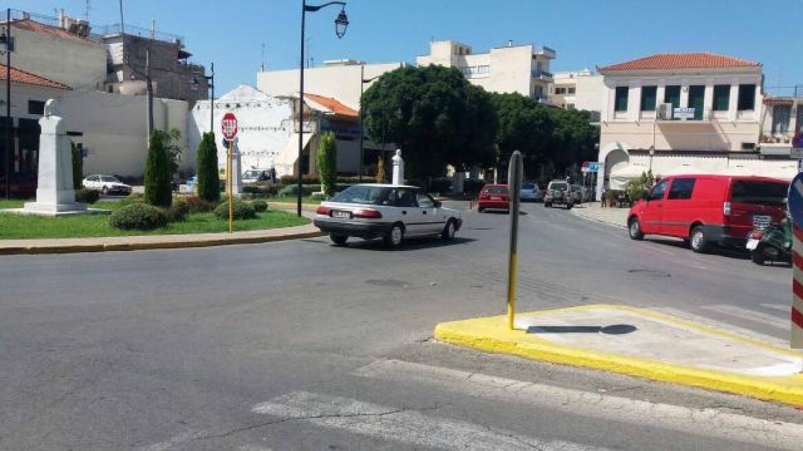  Καλαμάτα: Ταξί παρέσυρε και «σήκωσε στον αέρα» δημοτικό αστυνομικό!