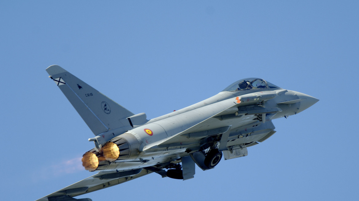 Το Κατάρ θα αγοράσει 24 Eurofighter Typhoon από τη βρετανική BAE Systems
