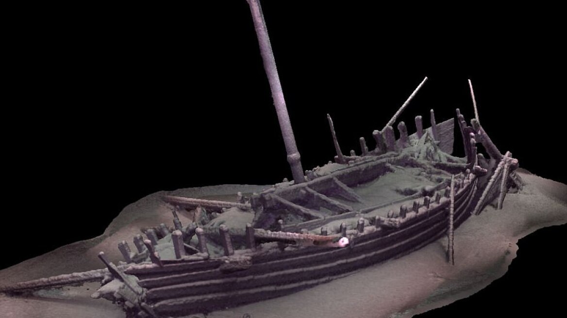 Ghostly graveyard of 60 perfectly preserved ancient shipwrecks is found at the Black Sea (VIDEO-10 PHOTOS)