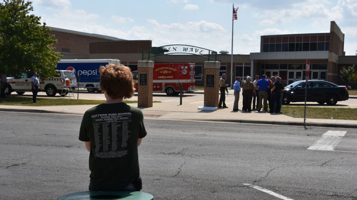 ΗΠΑ: Πυροβολισμοί σε σχολείο στο Ιλινόις - Ένας τραυματίας