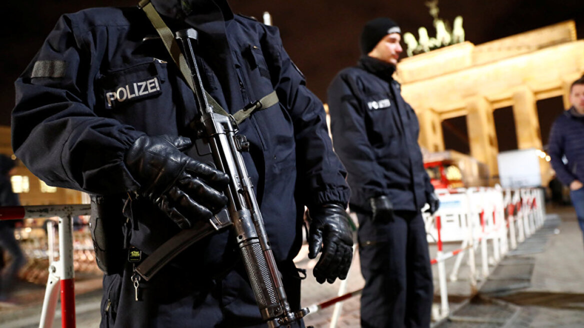 Περισσότεροι από 1500 αστυνομικοί στο Βερολίνο ενόψει εκλογών και μαραθωνίου