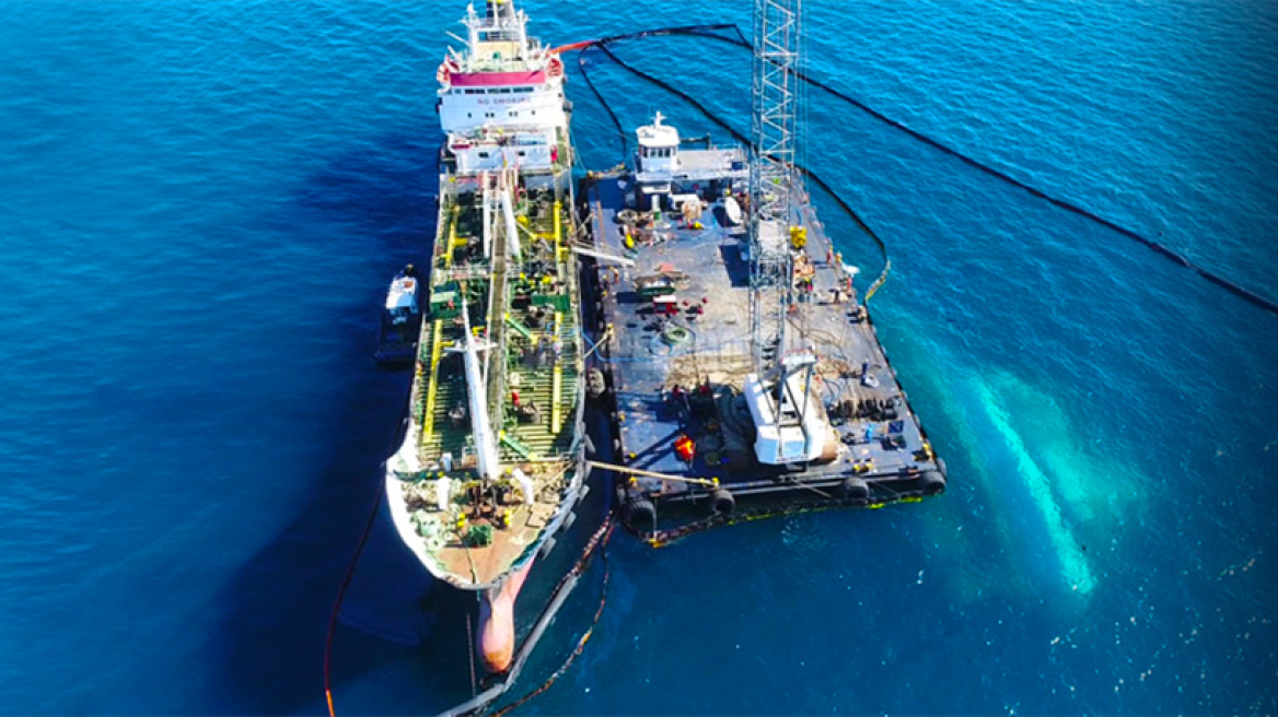Όλο και πιο σκοτεινή ιστορία η πετρελαιοκηλίδα και τα δεξαμενόπλοια στο Σαρωνικό