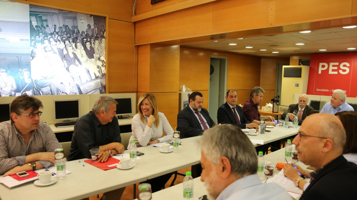 Επιτροπή Αλιβιζάτου: Αλλάζει «πάροχο» - Στο τραπέζι λύσεις από ΑΕΙ και επιμελητήρια 