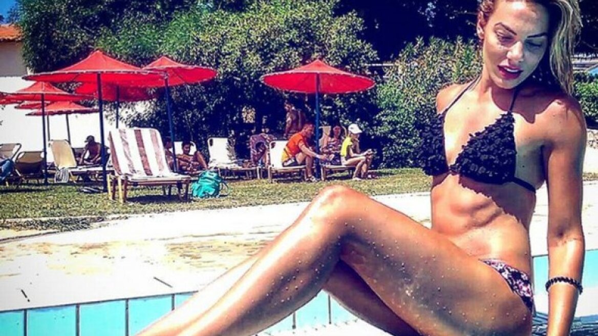 Hot Ioanna Maleskou: The fit Greek TV presenter from Crete (17 SEXY PHOTOS)