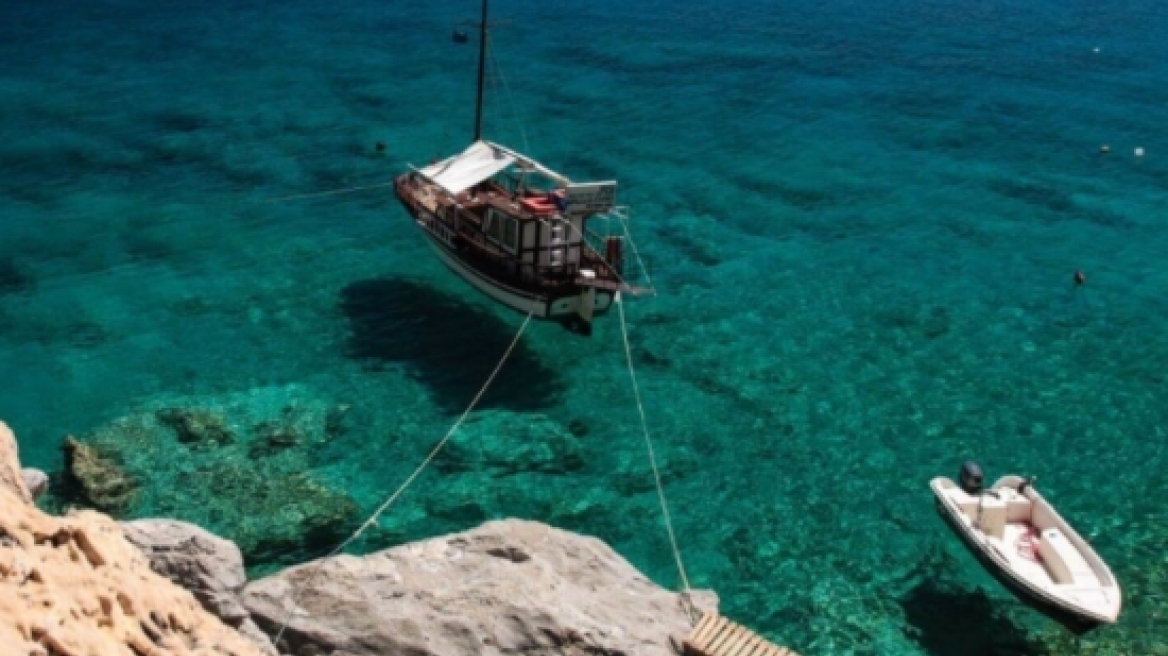 8 warmest Greek islands for September (photos)
