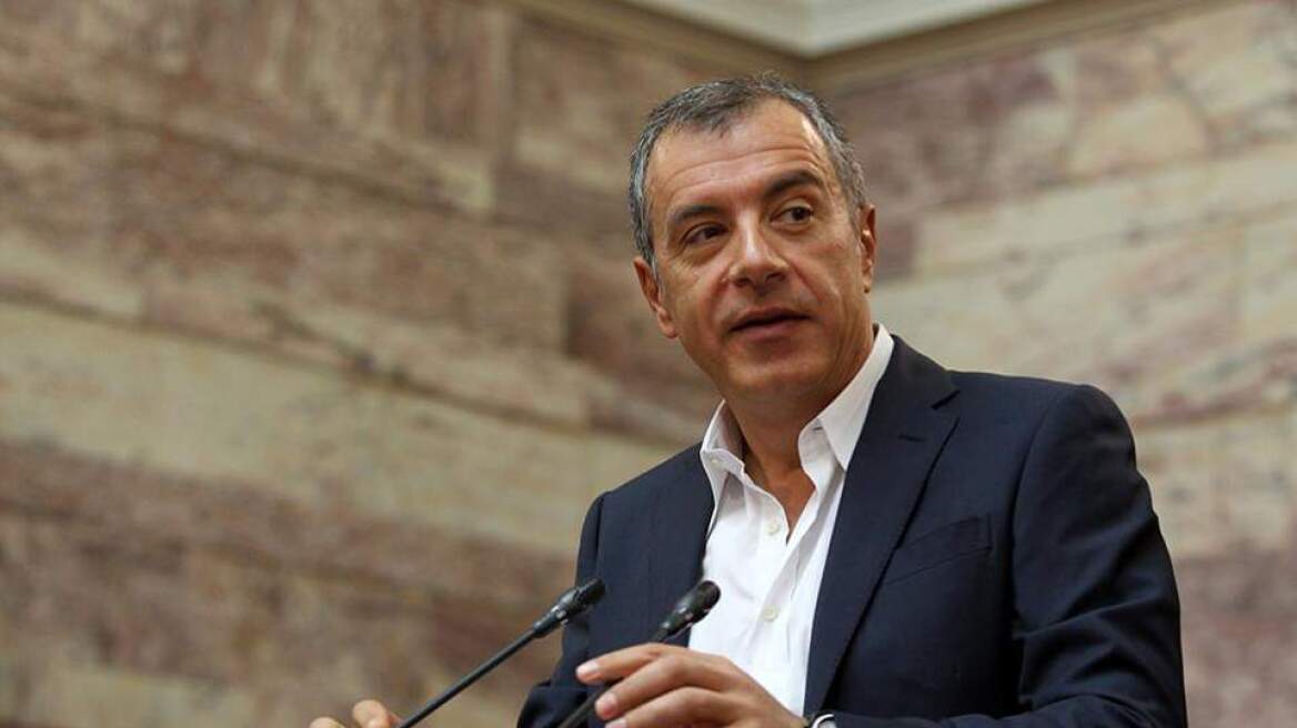 Την υποψηφιότητά του στον Νίκο Αλιβιζάτο καταθέτει σήμερα ο Σταύρος Θεοδωράκης 