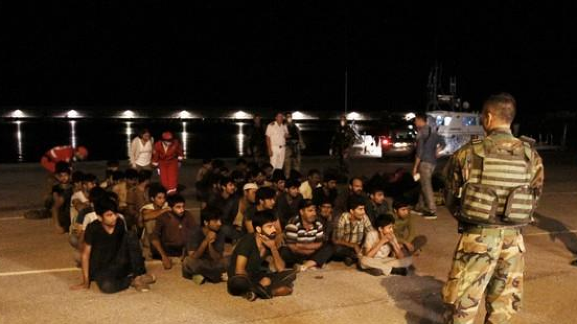 Στο λιμάνι της Καλαμάτας 63 μετανάστες που βρέθηκαν σε ιστιοφόρο