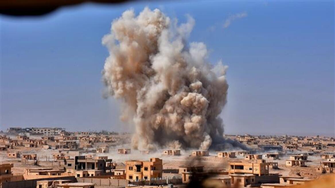 Αεροπορικές επιδρομές σκότωσαν 27 αμάχους στη Συρία