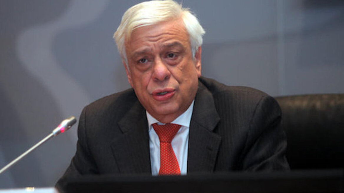 President Pavlopoulos: The democratic forces must demonstrate “absolute unity” on national goals