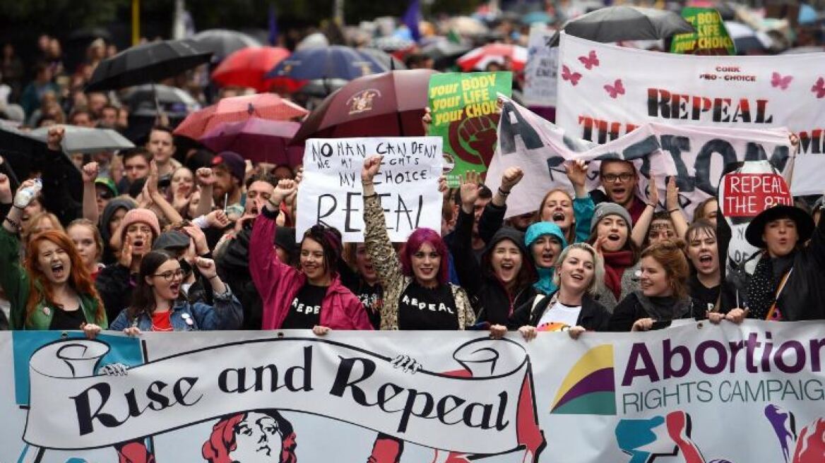 Ιρλανδία: Δημοψήφισμα το 2018 για την πλήρη νομιμοποίηση των αμβλώσεων