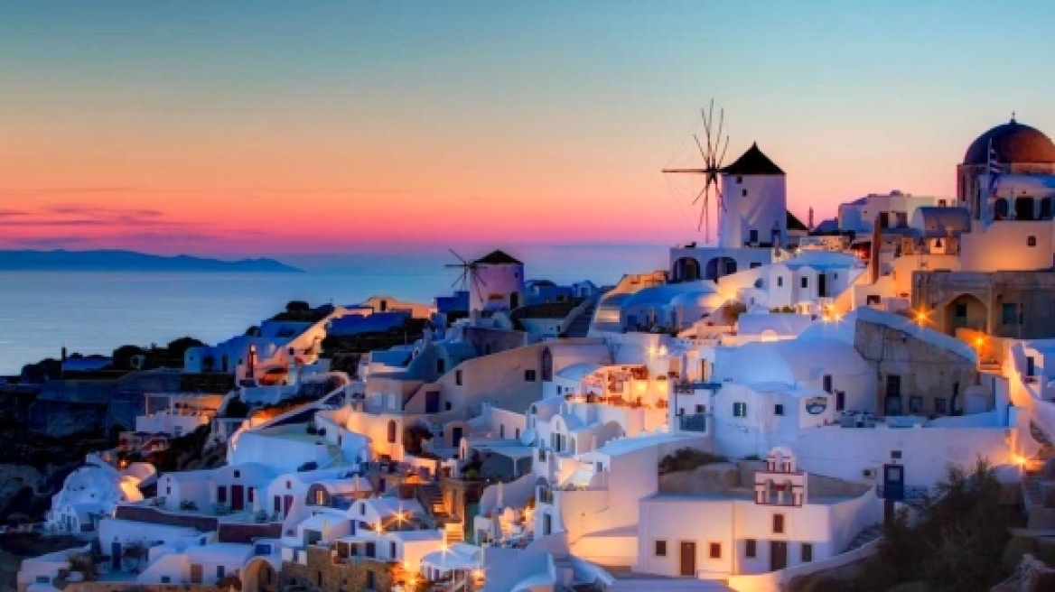 Ο τουρισμός το φθινόπωρο στην Ελλάδα: Πού θα ταξιδέψουν Έλληνες και ξένοι τουρίστες
