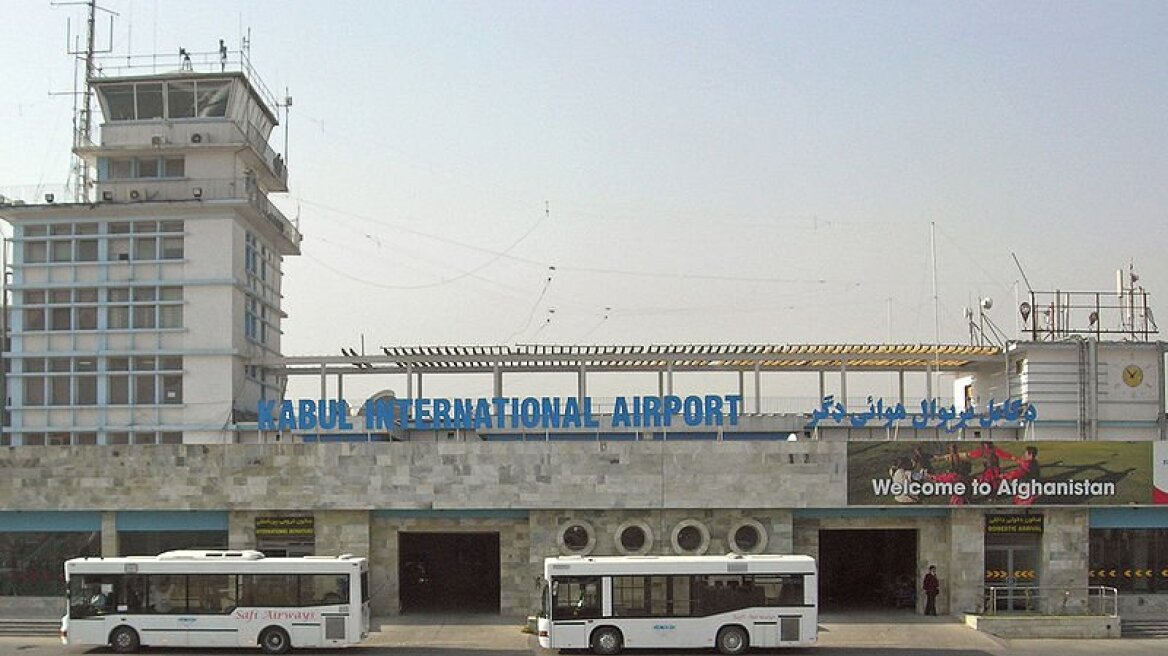 Καμπούλ: Πύραυλος κοντά στο αεροδρόμιο, λίγα λεπτά μετά την προσγείωση του Αμερικανού υπουργού Άμυνας