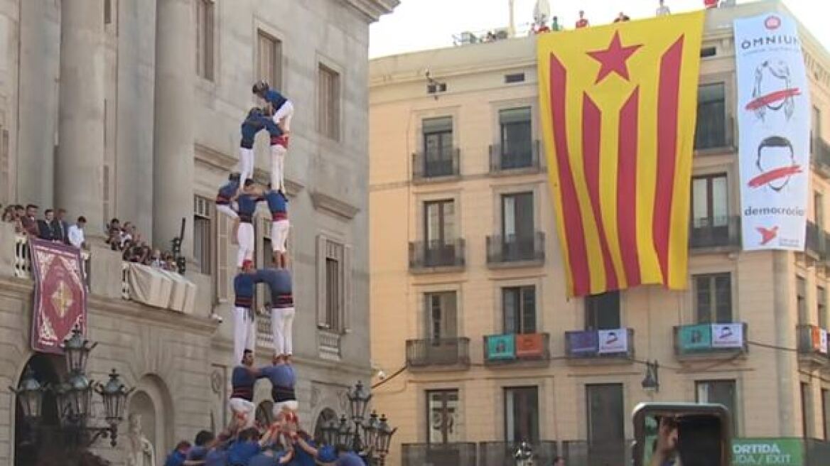 Συνεχίζεται η ένταση στην Καταλονία: Εισαγγελική παραγγελία να αποτραπεί το δημοψήφισμα