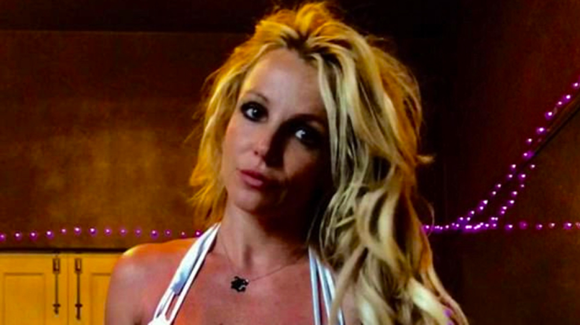 Απίστευτη αλλαγή: «Φέτες» η Britney Spears επιδίδεται σε γυμναστικές επιδείξεις