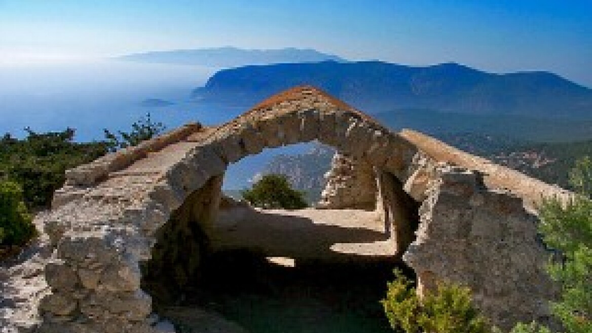 Rhodes: The village of Monolithos and its castle