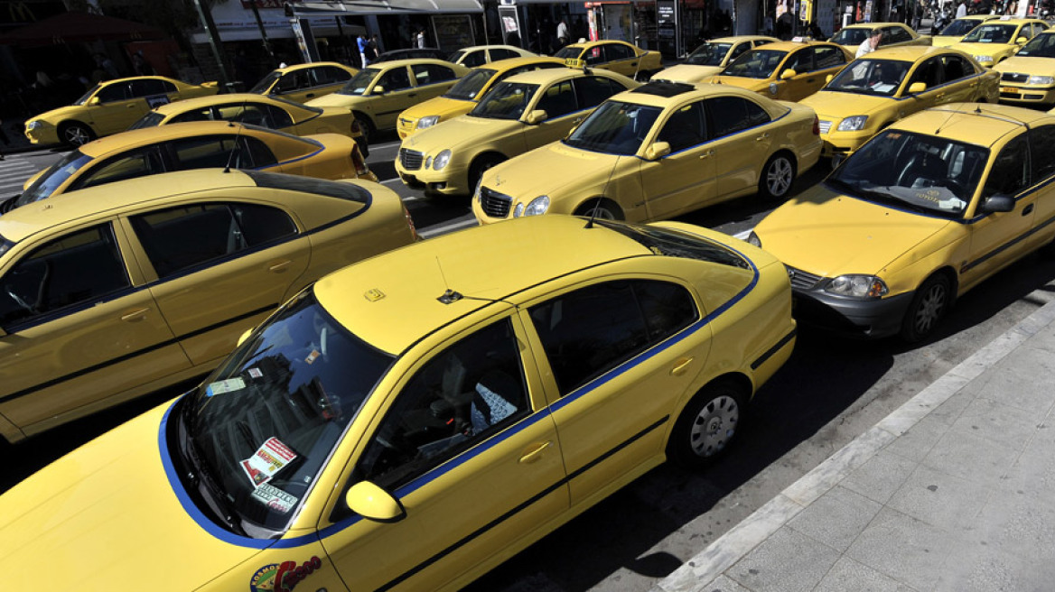 Θέμα προσωπικών δεδομένων βάζει τώρα ο Σπίρτζης για το Taxibeat