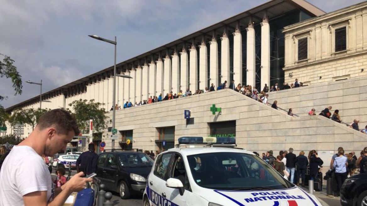 Επίθεση με μαχαίρι σε σταθμό τρένου στη Μασσαλία - Δύο γυναίκες νεκρές