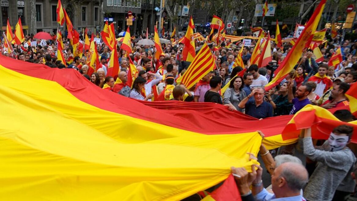 Πώς η Ισπανία μπορεί να μπλοκάρει το αυτοδιοίκητο στην Καταλονία