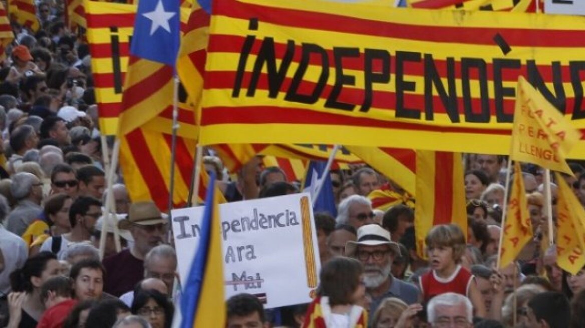 Μαδρίτη προς Βαρκελώνη: Διαλύστε το Κοινοβούλιο, κάντε εκλογές!