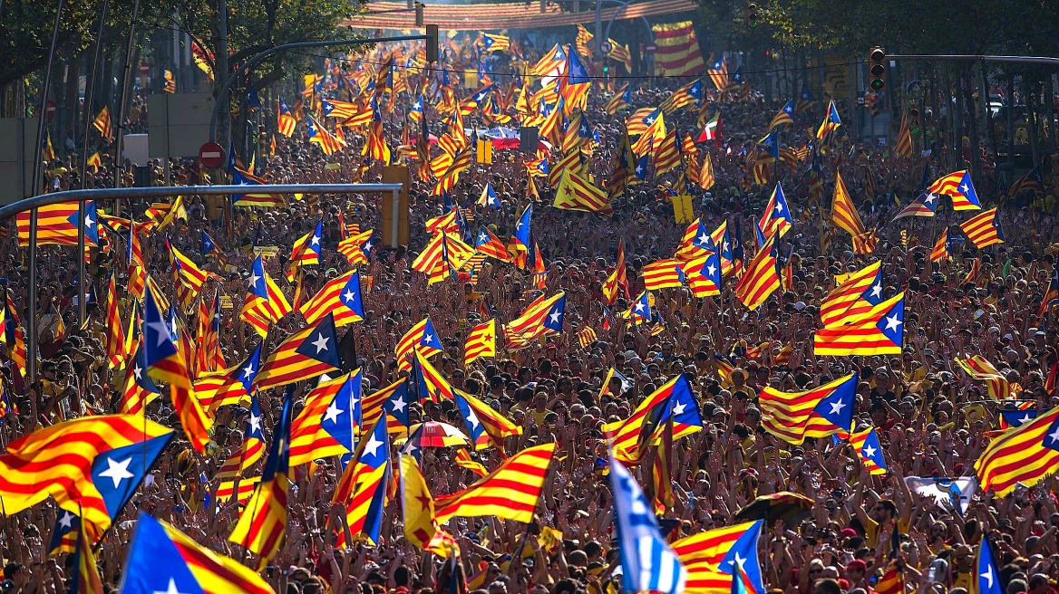 DW: Δεν υπάρχει δικαίωμα στην απόσχιση της Καταλονίας 