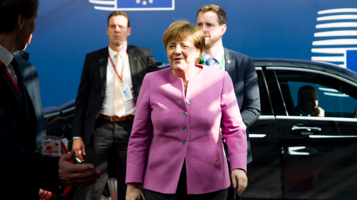 Reuters: H Μέρκελ και οι Βαυαροί σύμμαχοί της συμφώνησαν στο θέμα της μεταναστευτικής πολιτικής 