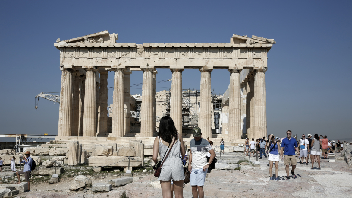 Ύμνοι της Telegraph στην Αθήνα: Η τέλεια πόλη για φθινοπωρινές διακοπές