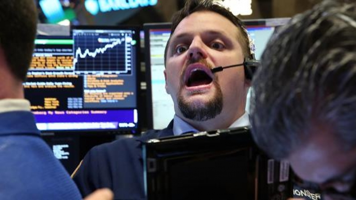 Ρεκόρ για τον Dow - Για πρώτη φορά στις 23.000 μονάδες