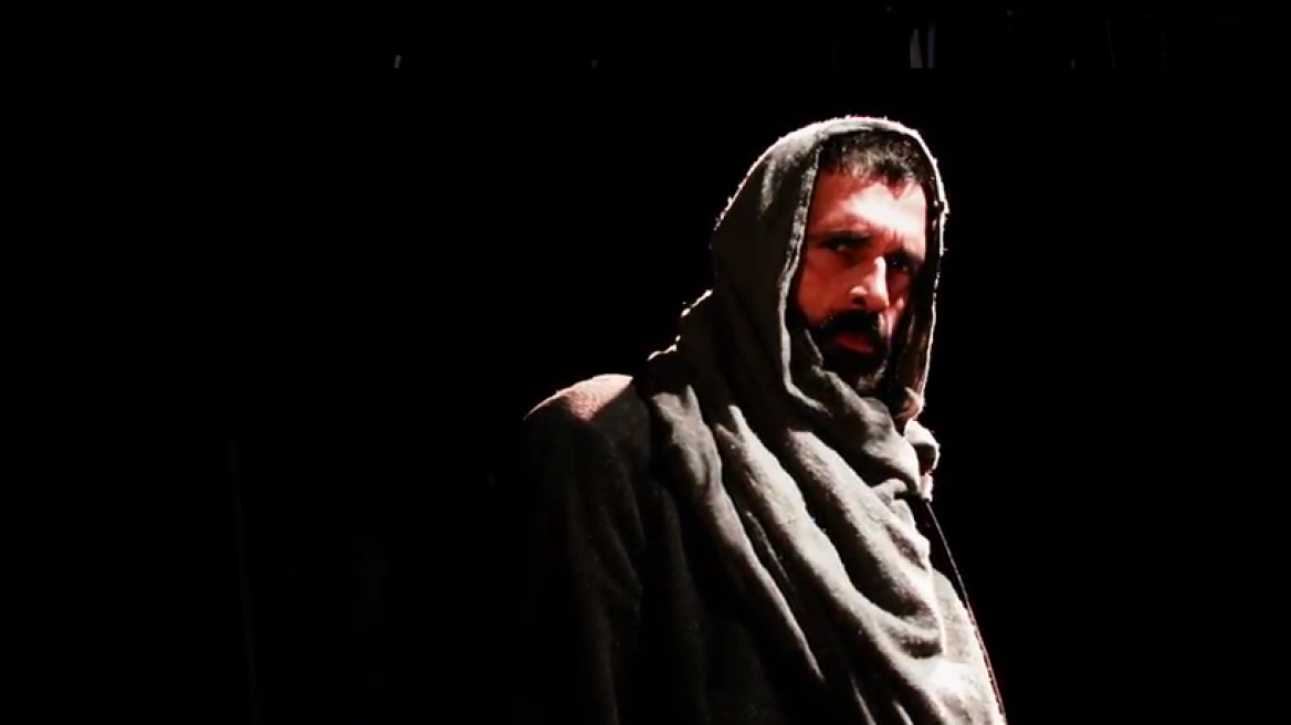 «Ο Ζητιάνος» του Ανδρέα Καρκαβίτσα ανεβαίνει και πάλι στη θεατρική σκηνή