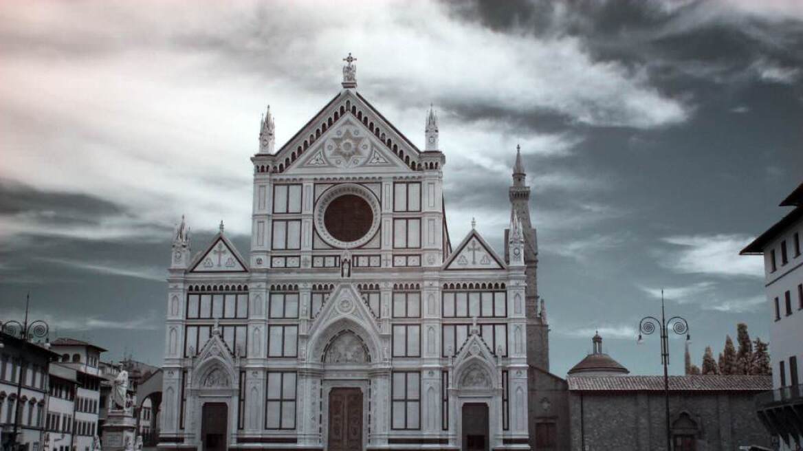 Τραγωδία στη Φλωρεντία: Ξεκόλλησε κίονας στη Santa Croce και σκότωσε τουρίστα