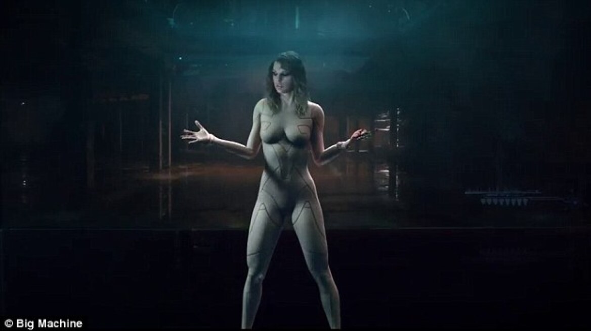 Η Taylor Swift  γυμνή στο νέο της βίντεο κλιπ