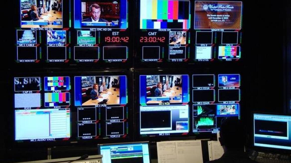 Το ΕΣΡ απειλεί με ανάκληση αδειών τα τηλεοπτικά κανάλια