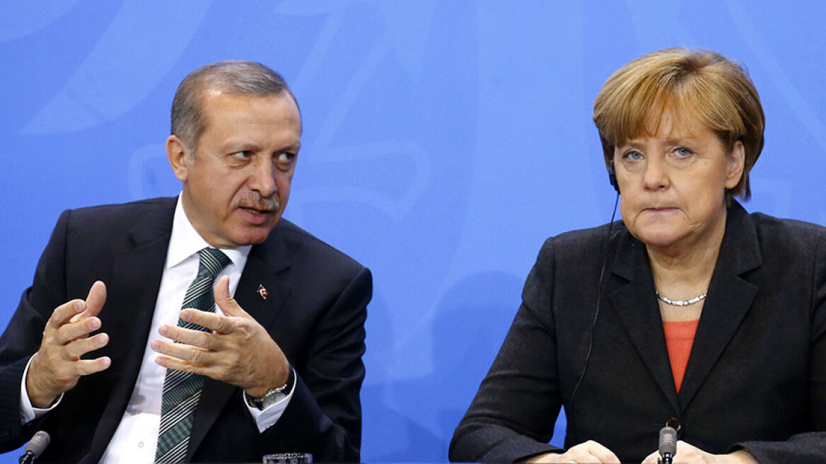 Η Γερμανία πιέζει για να σταματήσουν οι διεθνείς χρηματοδοτήσεις προς την Άγκυρα