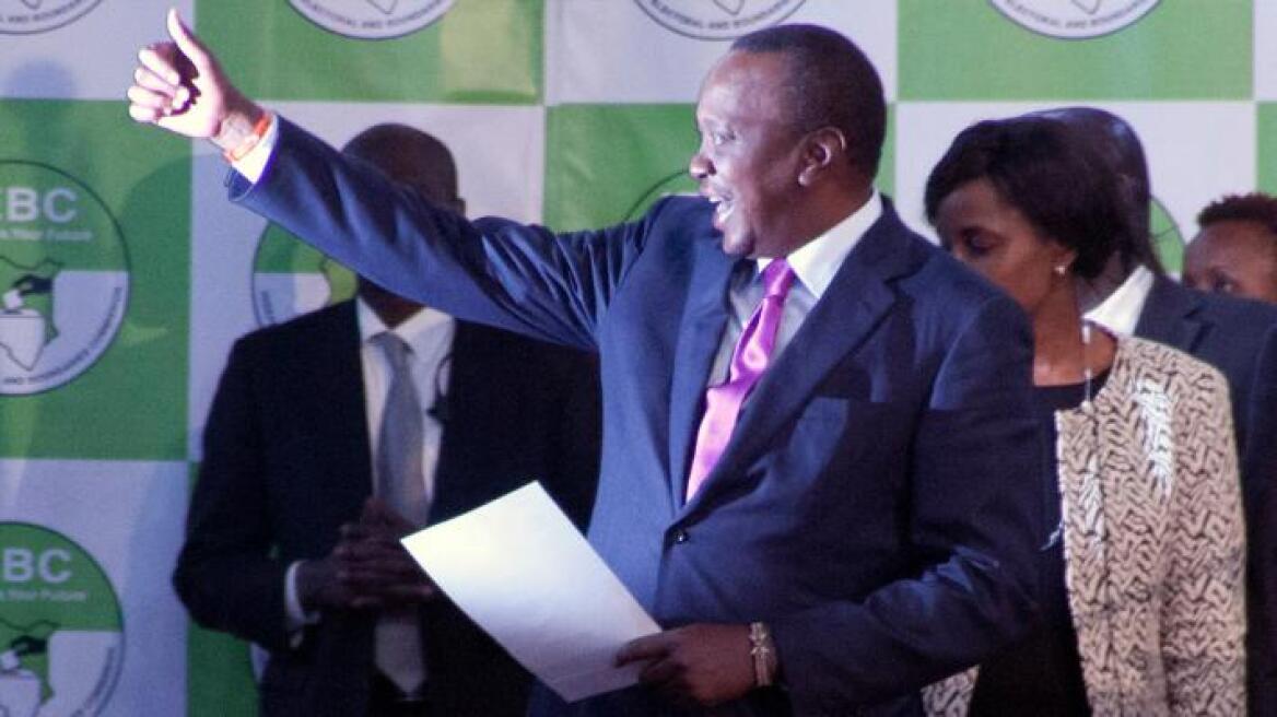 Κένυα: Με ποσοστό 98% ο Ουχούρου Κενυάτα επανεκλέγεται πρόεδρος