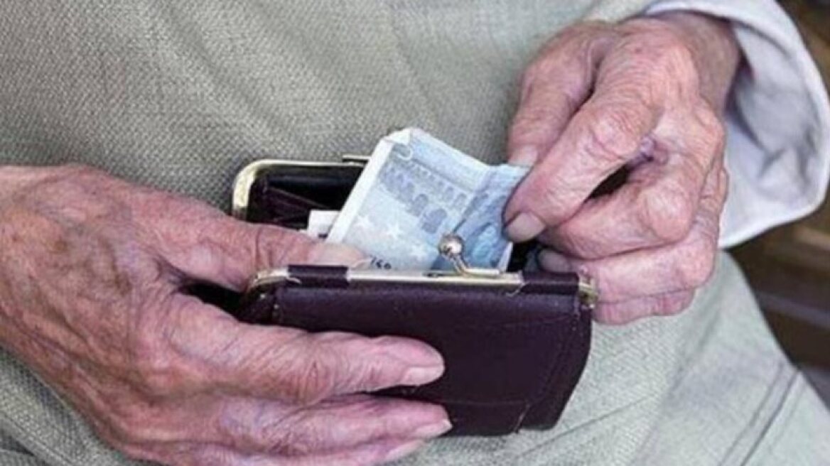 Άγνωστο πώς και πότε θα επιστραφούν οι εισφορές στους συνταξιούχους