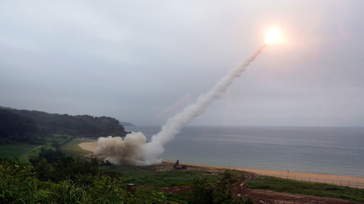 Βόρεια Κορέα: Εξελίσσει βαλλιστικό πύραυλό της που μπορεί να πλήξει τις ΗΠΑ